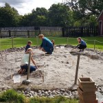 Arkeologisk utgravning for barn. Foto: Christine Haugsten Ellefsen