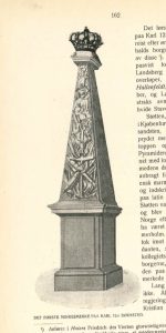 Det første monumentet fra 1723, fri tegning etter original. Fra C. O. Munthes Fredrikshald og Fredrikstens historie