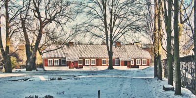 Vinterbilde av Wegnerbrakka